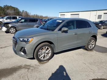  Salvage Audi Q3