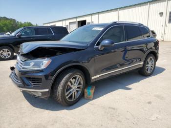  Salvage Volkswagen Touareg