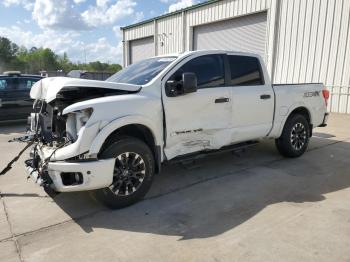  Salvage Nissan Titan