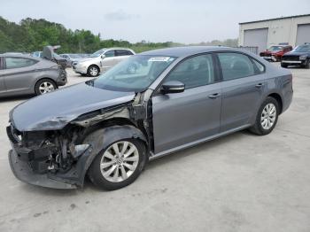  Salvage Volkswagen Passat