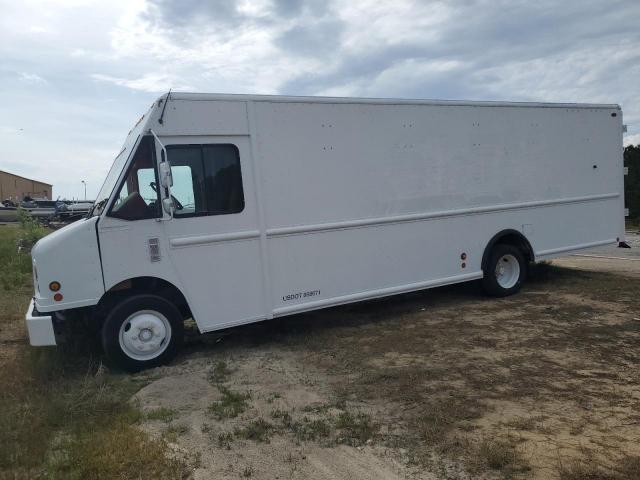  Salvage Freightliner Chassis M