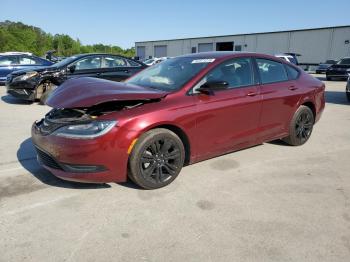  Salvage Chrysler 200