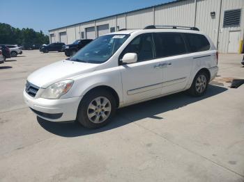  Salvage Hyundai Entourage