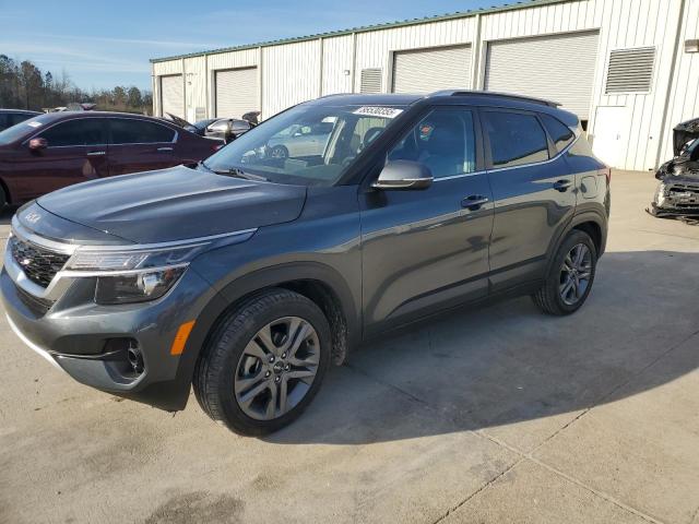  Salvage Kia Seltos
