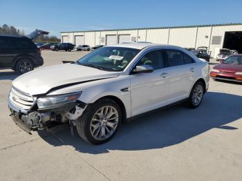  Salvage Ford Taurus