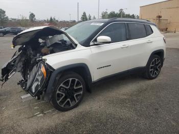  Salvage Jeep Compass