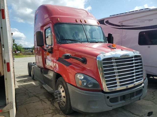  Salvage Freightliner Cascadia 1