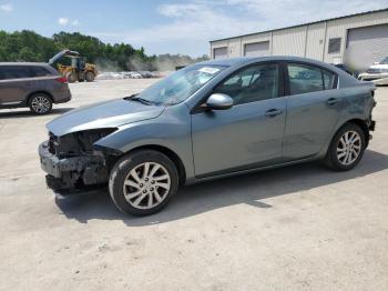  Salvage Mazda 3
