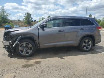  Salvage Toyota Highlander