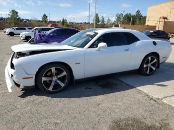  Salvage Dodge Challenger