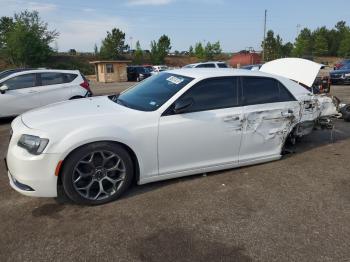  Salvage Chrysler 300