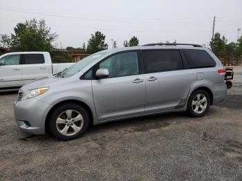  Salvage Toyota Sienna