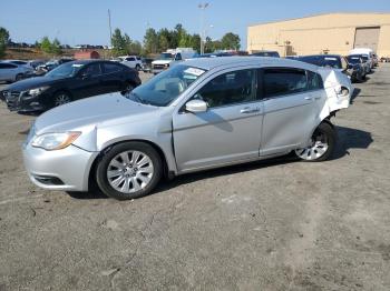  Salvage Chrysler 200