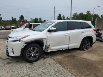  Salvage Toyota Highlander