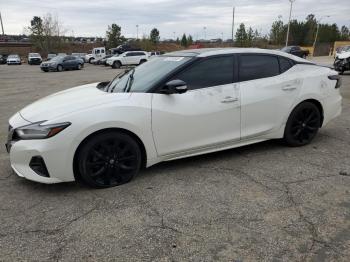  Salvage Nissan Maxima