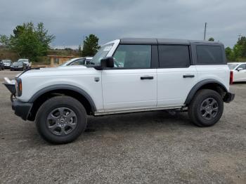  Salvage Ford Bronco