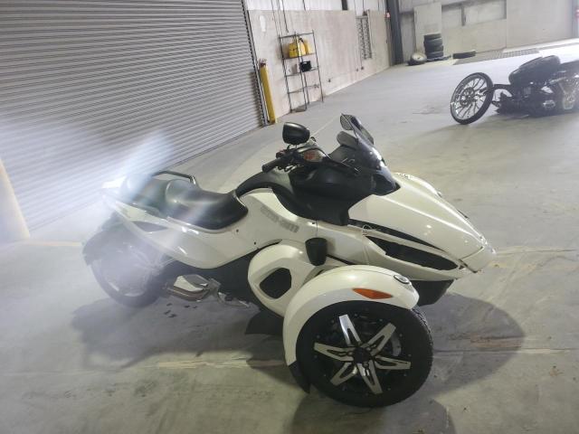  Salvage Can-Am Spyder