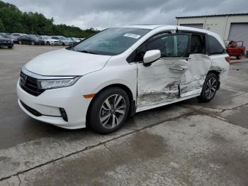 Salvage Honda Odyssey