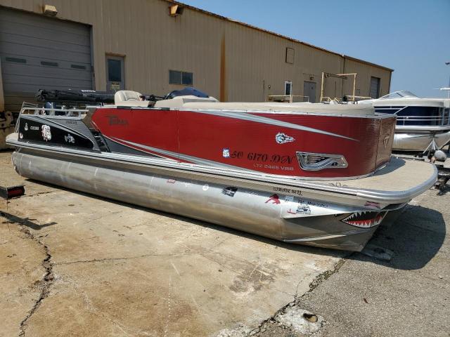  Salvage Tahoe Boat