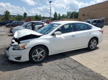  Salvage Nissan Altima