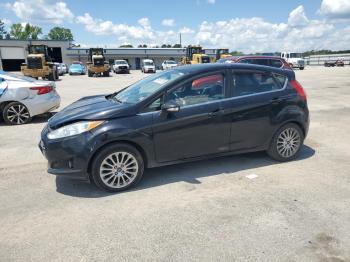  Salvage Ford Fiesta