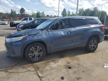 Salvage Toyota Highlander