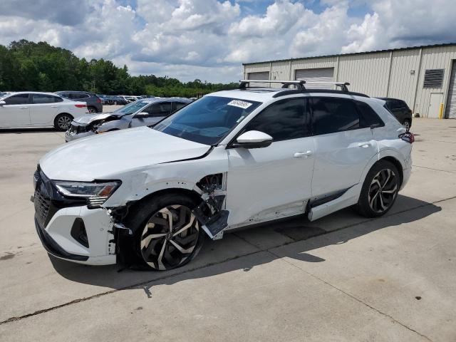  Salvage Audi Q8