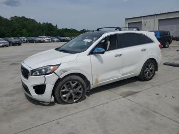  Salvage Kia Sorento