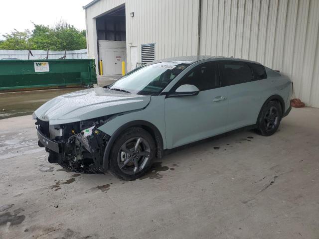  Salvage Kia K4 Lx