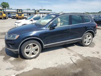  Salvage Volkswagen Touareg