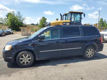  Salvage Chrysler Minivan