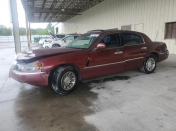  Salvage Lincoln Towncar