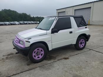  Salvage Chevrolet Tracker
