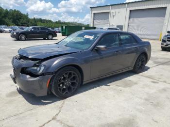  Salvage Chrysler 300