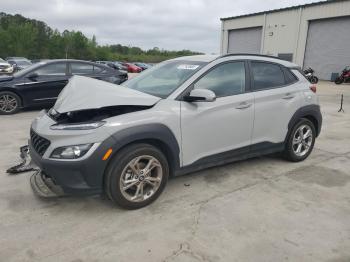  Salvage Hyundai KONA