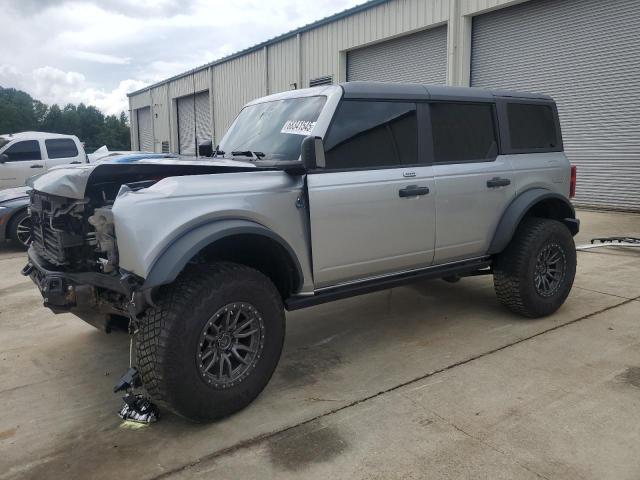  Salvage Ford Bronco