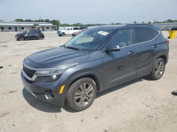  Salvage Kia Seltos