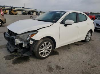  Salvage Toyota Yaris