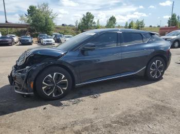  Salvage Kia EV6