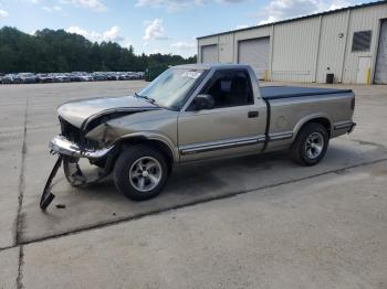  Salvage Chevrolet S-10