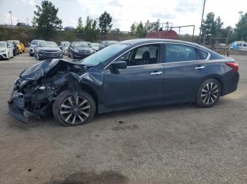  Salvage Nissan Altima