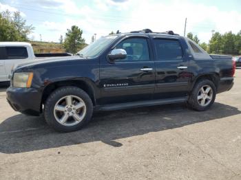  Salvage Chevrolet Avalanche