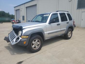  Salvage Jeep Liberty