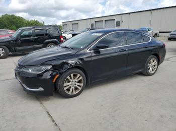  Salvage Chrysler 200