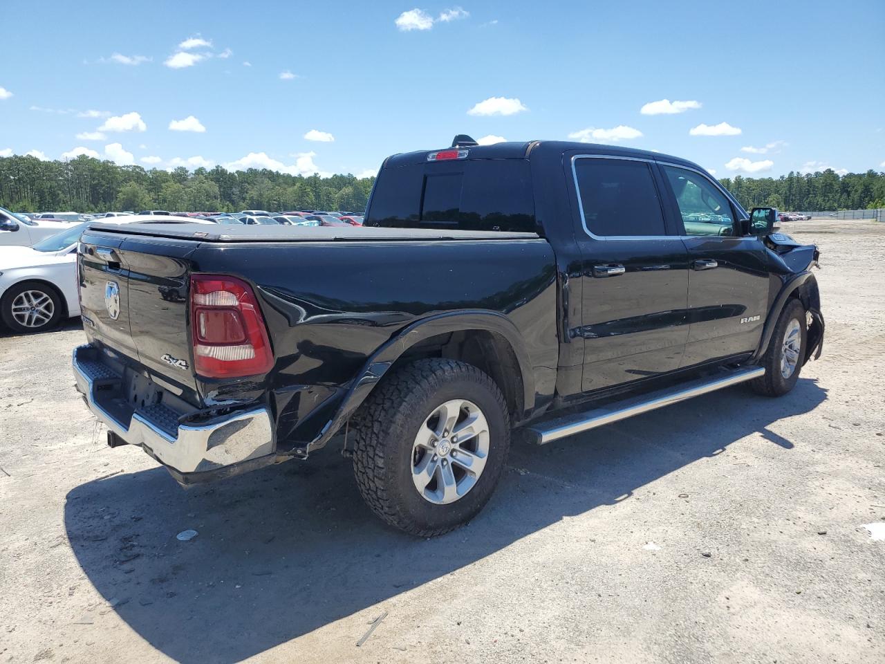 Ram 1500 Laramie Image 3