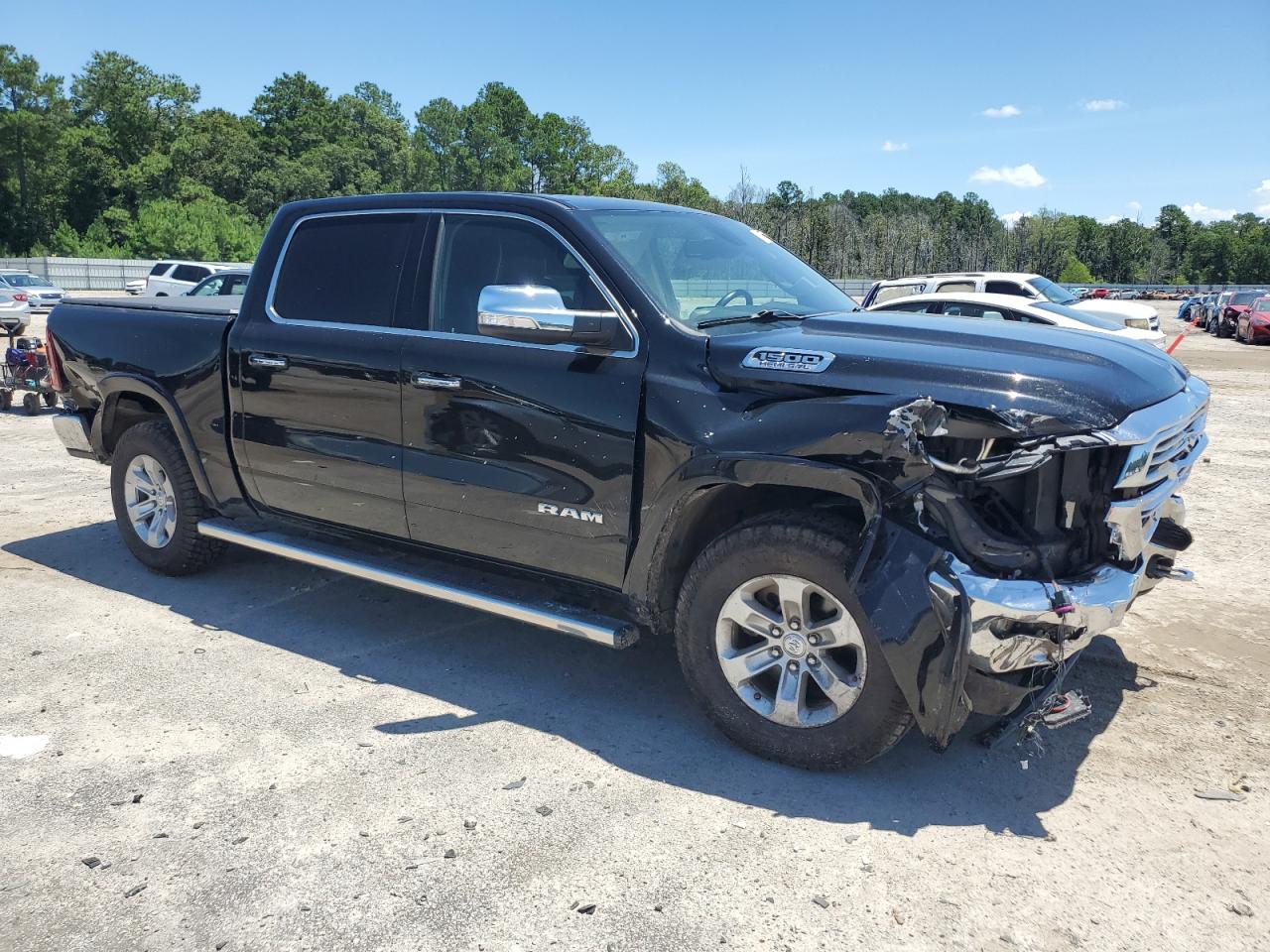 Ram 1500 Laramie Image 5