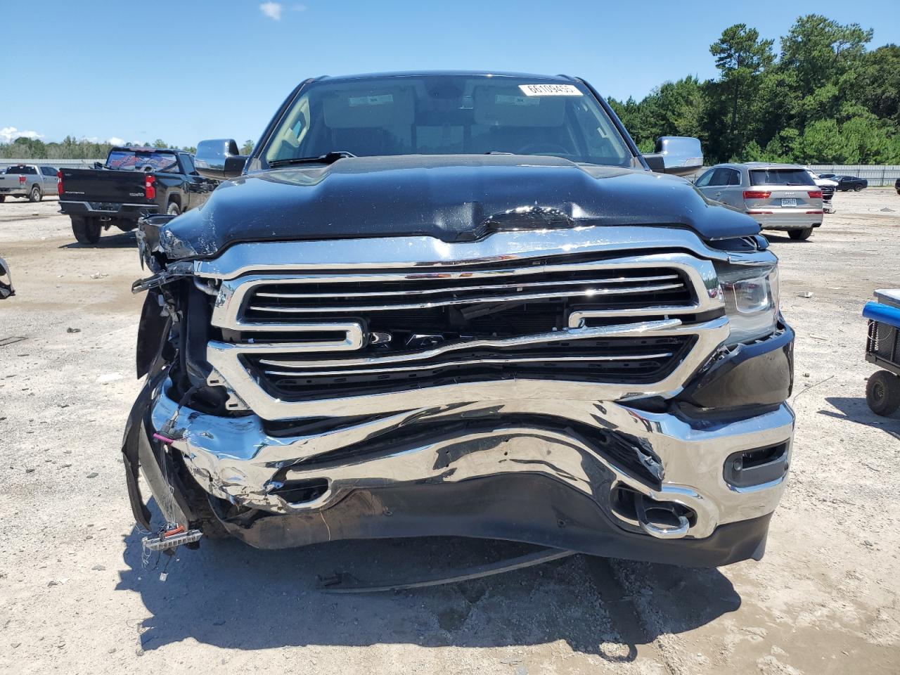 Ram 1500 Laramie Image 7