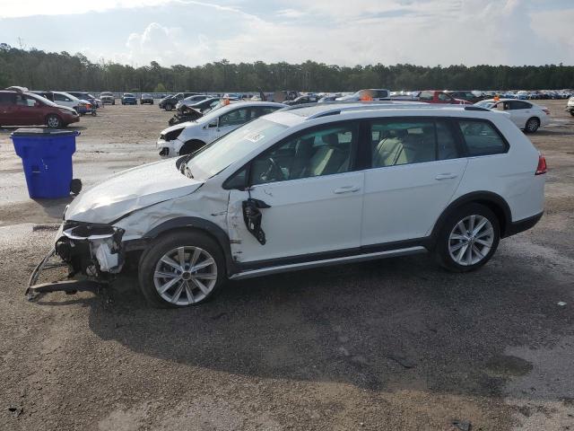  Salvage Volkswagen Golf