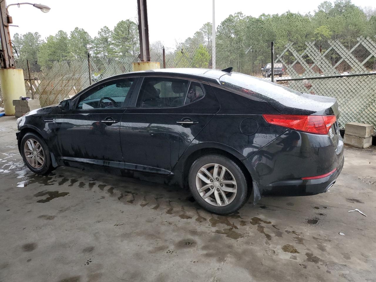 Kia Optima Lx Image 2