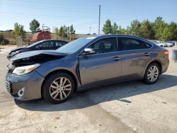  Salvage Toyota Avalon